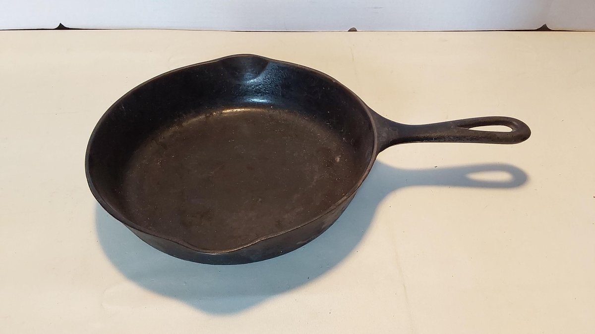 Wagner #6 Cast Iron Pan