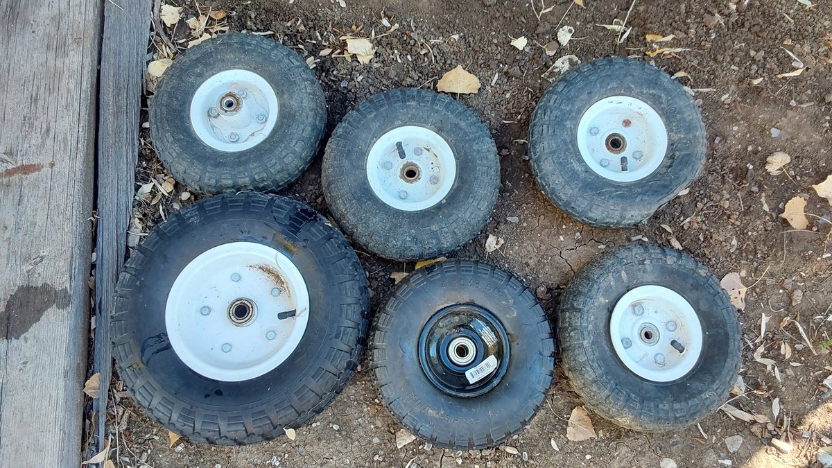Assorted Tires(Sizes are in pictures)