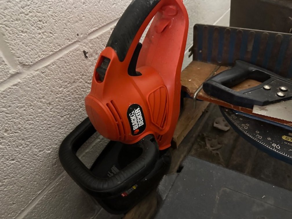 Image for 2014 Chevy Cruz, 3 Kubota Diesel Zero Turn Mowers, Tools, Furniture, Collectibles