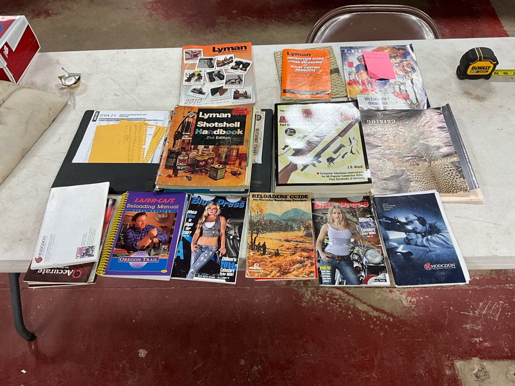 Misc Gun Magazines & Books