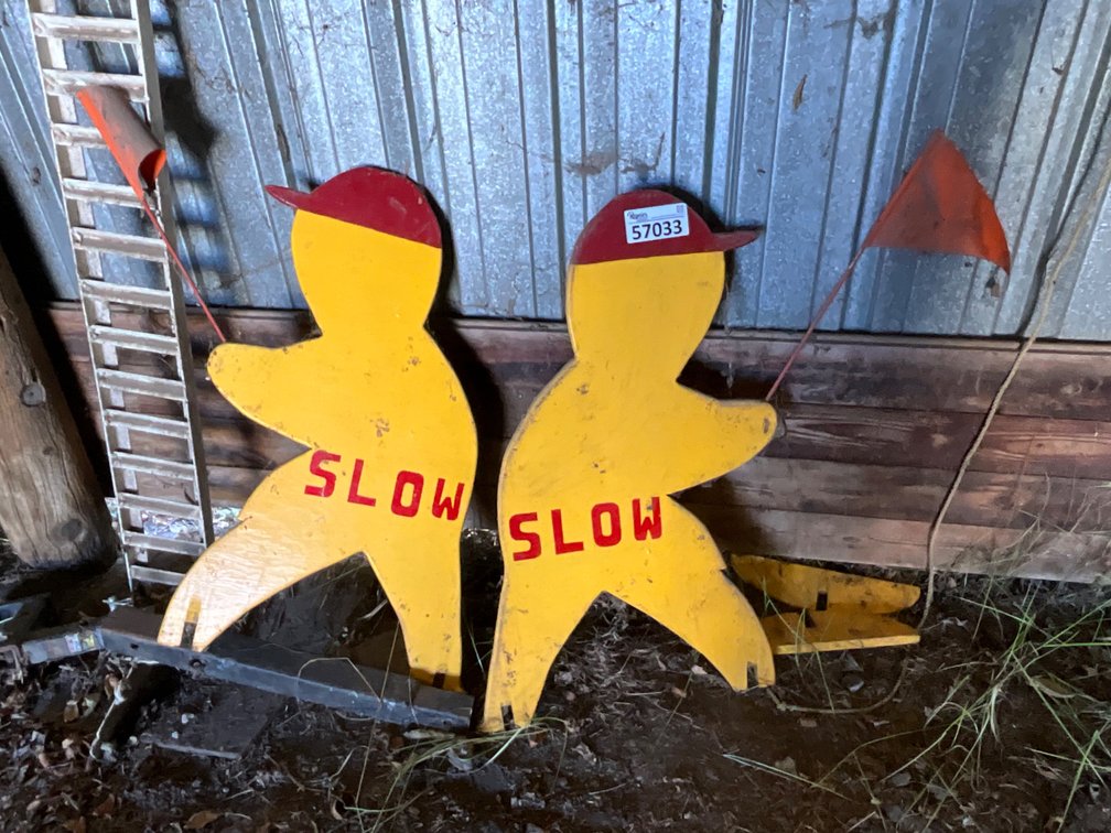 Slow Kids Playing Signs (2)