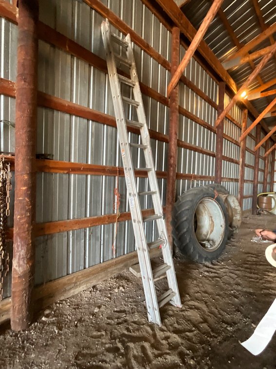 24’ Aluminum Step Ladder