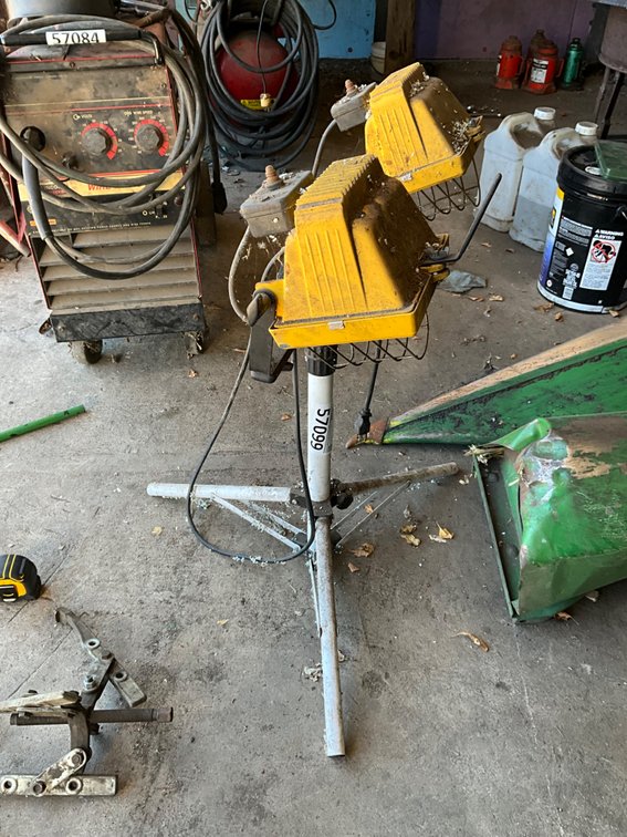 Shop Light Stand