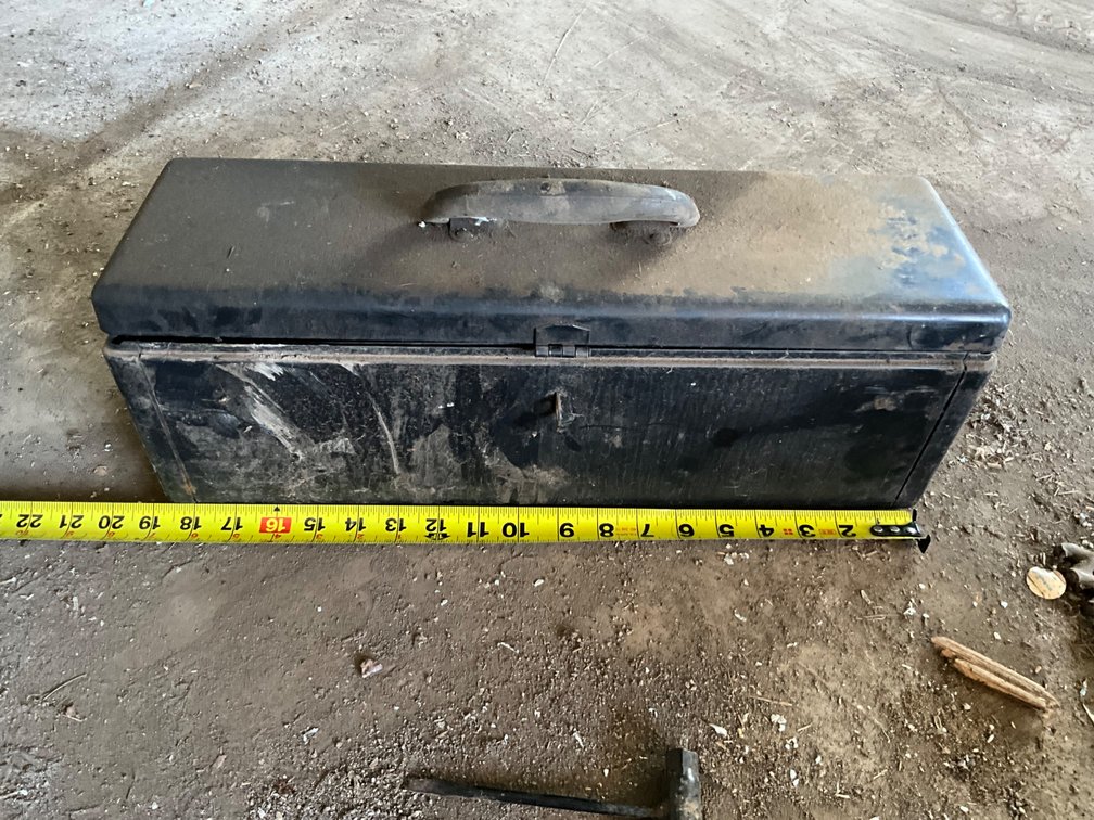 JD Toolbox w/ Bracket