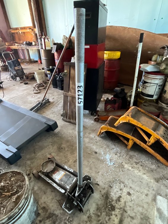 2.5 Ton Floor jack