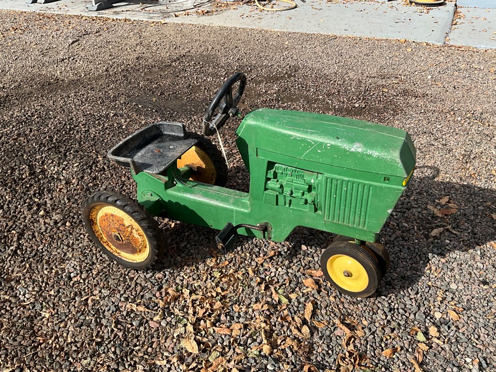 Pedal Tractor