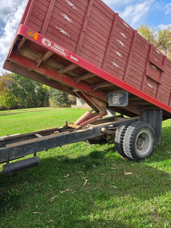 1978 IHC Grain Truck