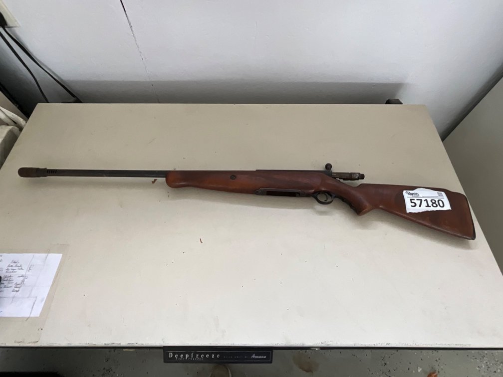 Mossberg 20ga No Clip Bolt Action