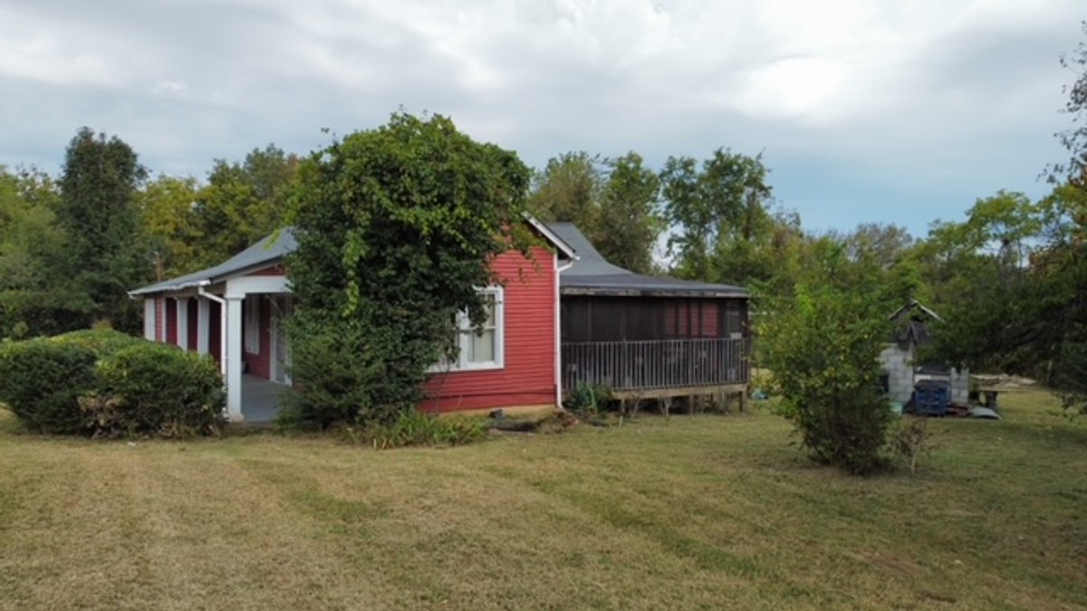 Image for 4212 Ashland City Hwy - Large Residential Estate - 2,155 sq ft on 0.53 acre lot