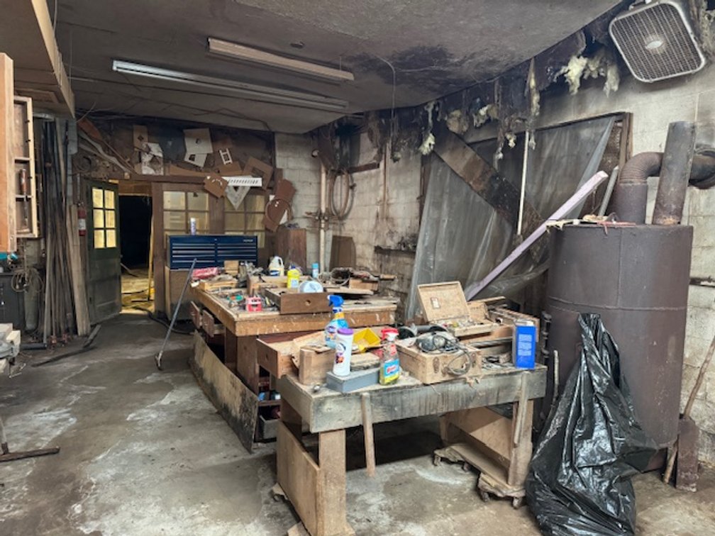 Image for Commercial Space - 8,000+ sq ft - Cabinet Shop near Hwy 100 - Centerville