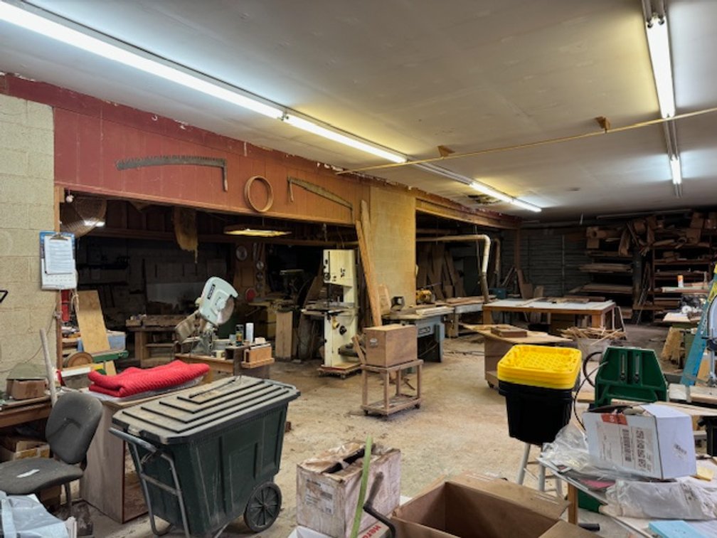 Image for Commercial Space - 8,000+ sq ft - Cabinet Shop near Hwy 100 - Centerville