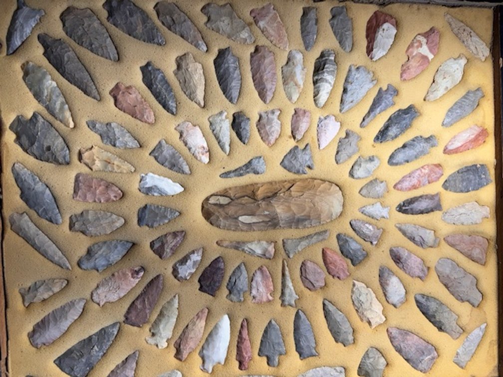 Native American Artifacts / Arrowheads  94 pieces in handcrafted display