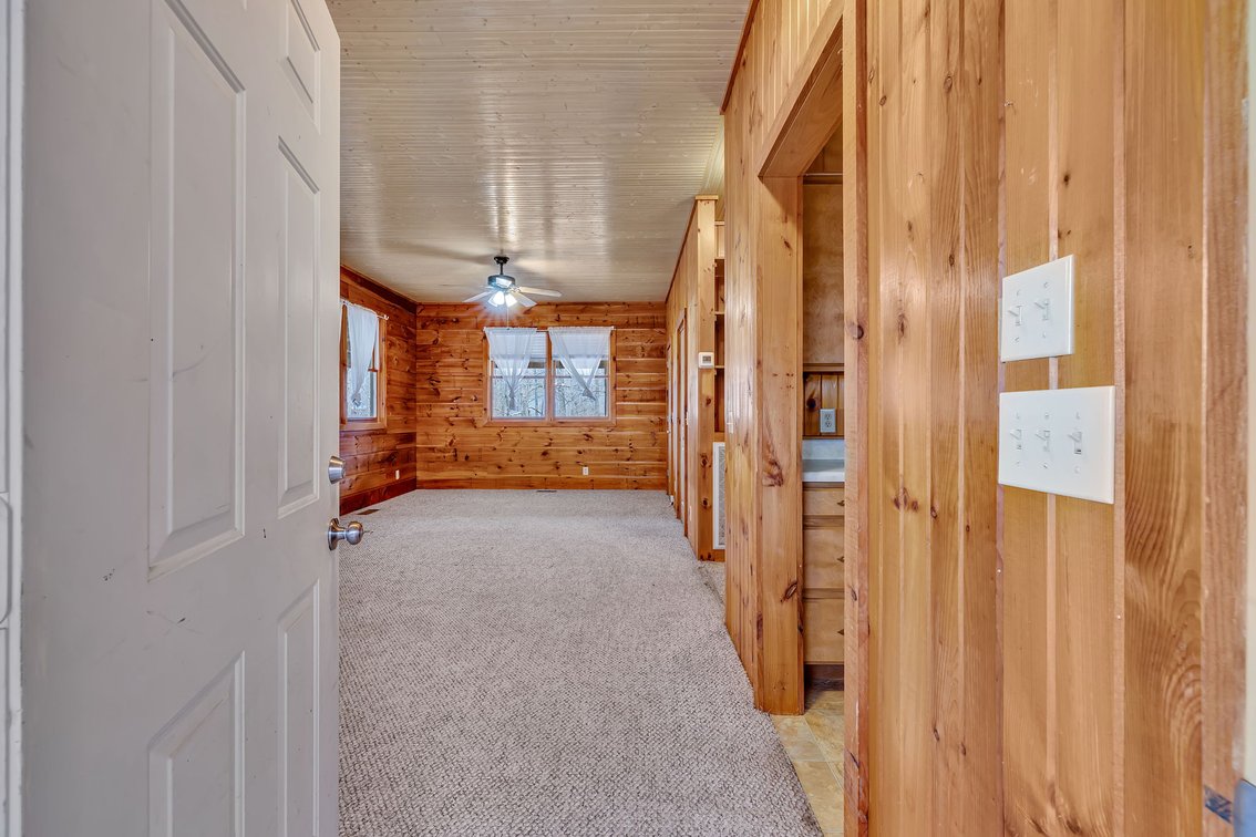 Image for Cottage Retreat - Kingston Springs - Estate Auction