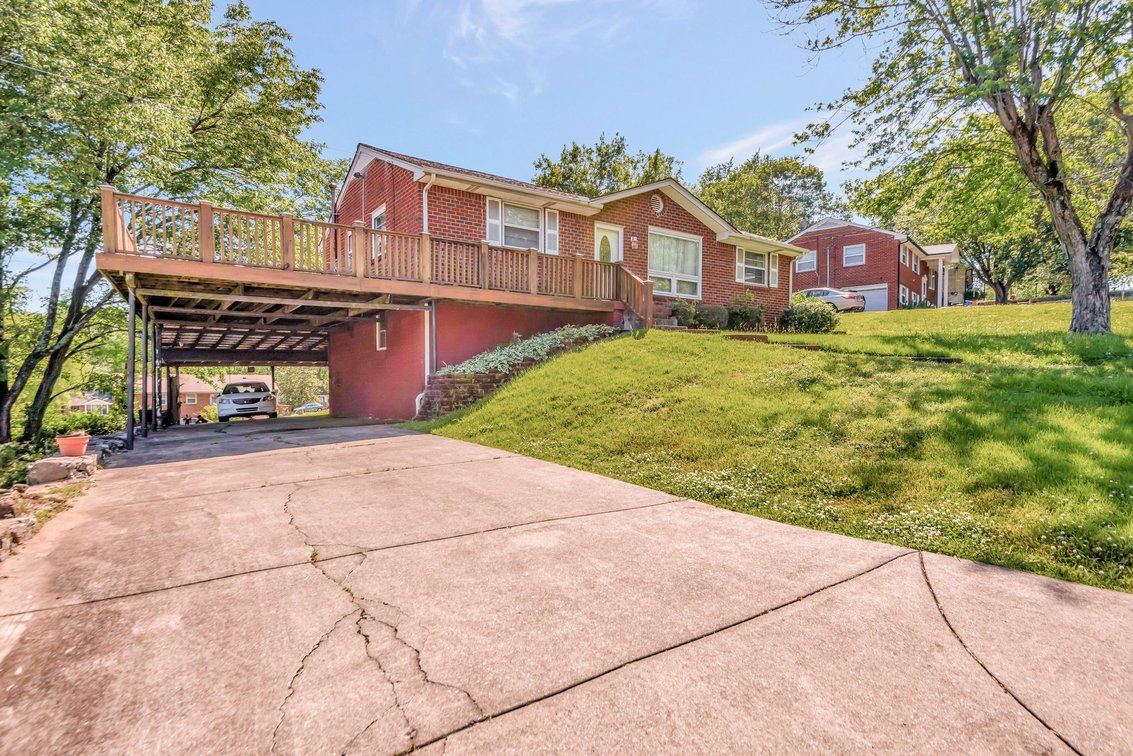 Image for Lucky Drive - Estate Auction near Harding Place - Nashville