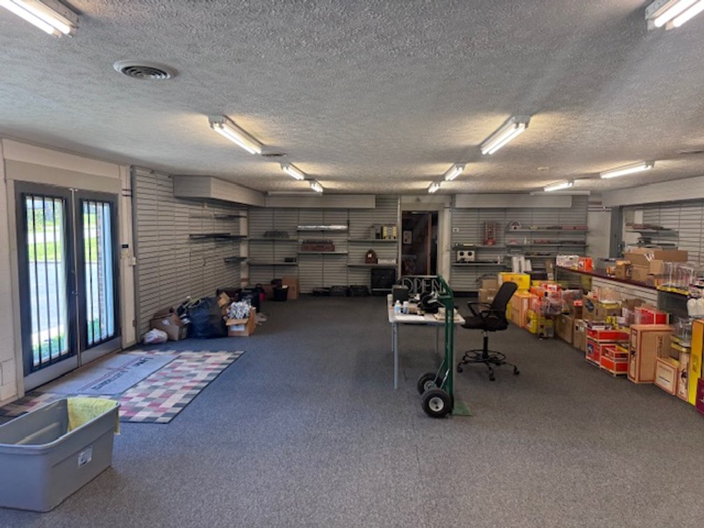 Image for Premium Commercial Location on Highway 100 - Building & 1 Acre