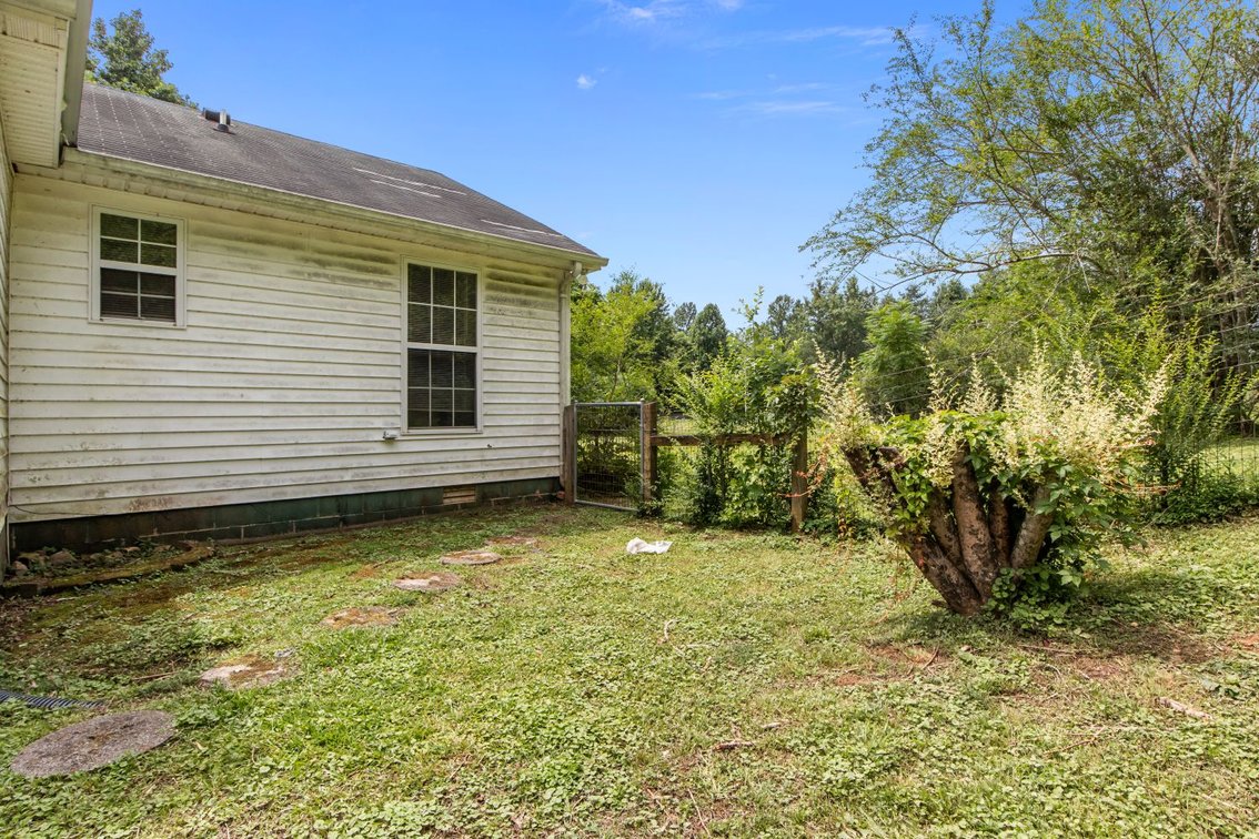 Image for Country Living on Longbranch - 3 Bedroom House & Lot in Hohenwald, TN