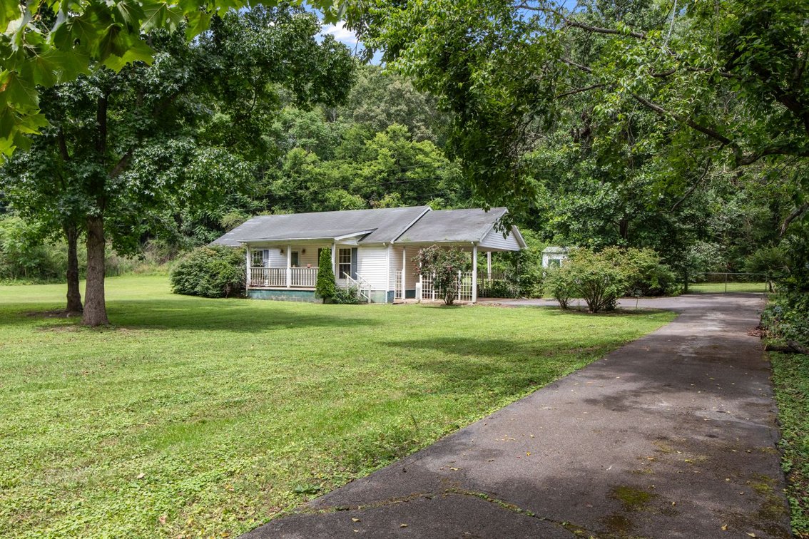 Image for Country Living on Longbranch - 3 Bedroom House & Lot in Hohenwald, TN