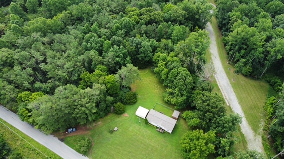 Image for 7.27 acres in Fairview - Forrest Glenn Road - 3 BR / 2 BA Home - Estate Auction
