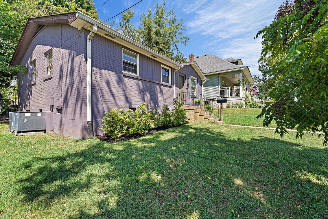 Image for East Nashville Opportunity - 3 Bedroom Bungalow - AUCTION