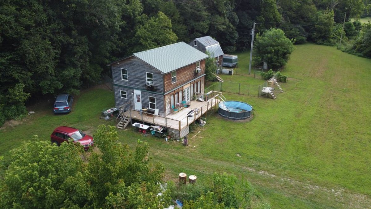 Image for Hassell Creek Hideaway - Log Home & 6 Acres
