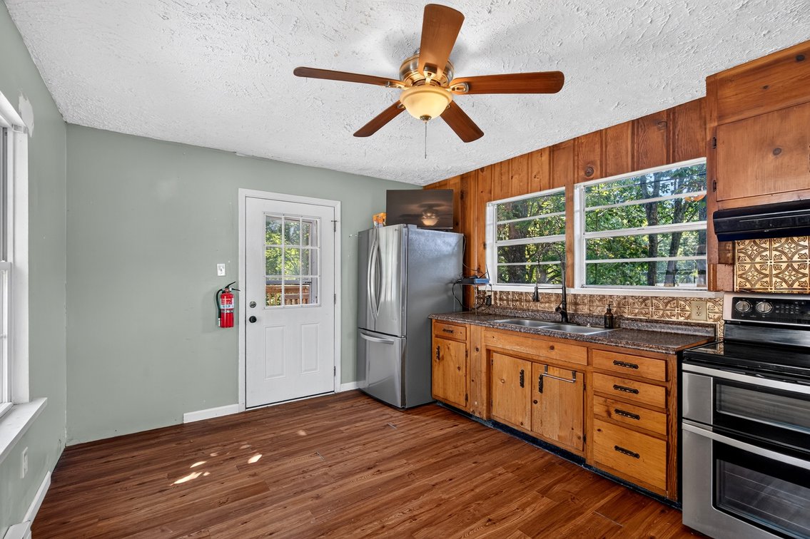 Image for 3.7 Acres & House on Taylor Road - Investors Take a Look!