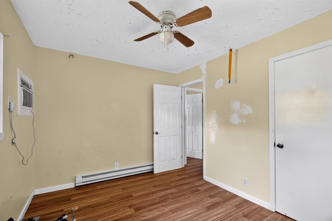 Image for 3.7 Acres & House on Taylor Road - Investors Take a Look!