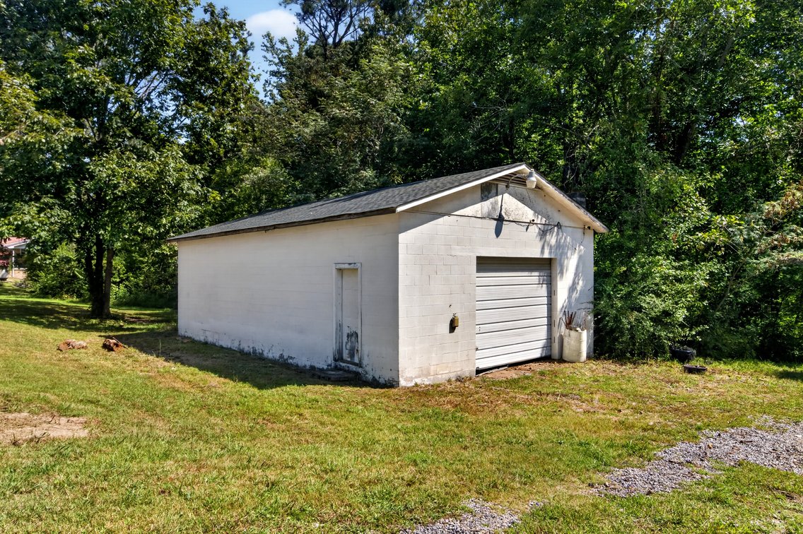 Image for 3.7 Acres & House on Taylor Road - Investors Take a Look!
