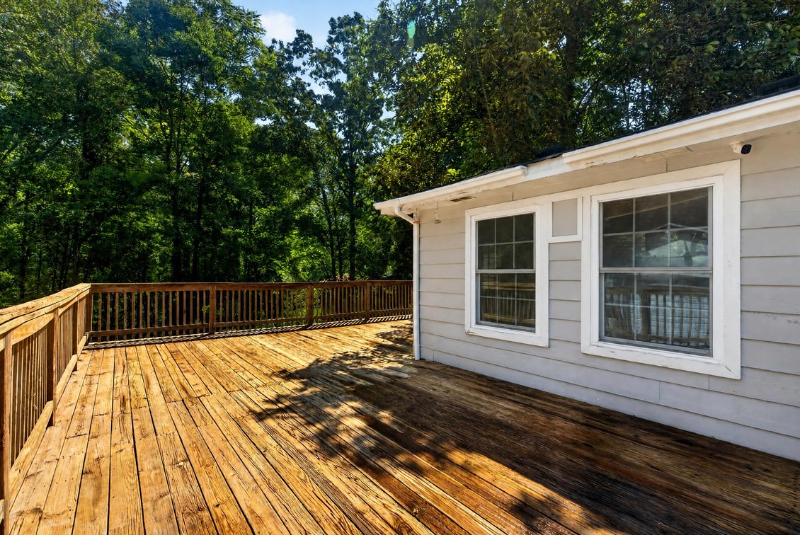 Image for 3.7 Acres & House on Taylor Road - Investors Take a Look!