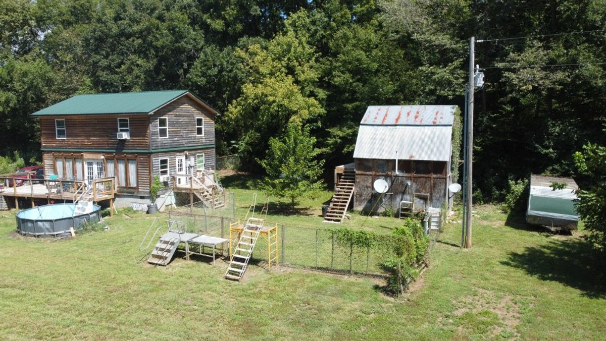 Image for Hassell Creek Hideaway - Log Home & 6 Acres