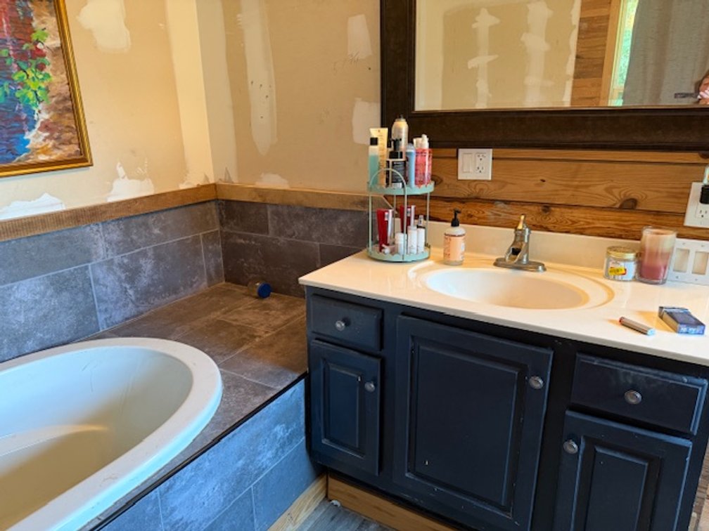 Image for Hassell Creek Hideaway - Log Home & 6 Acres