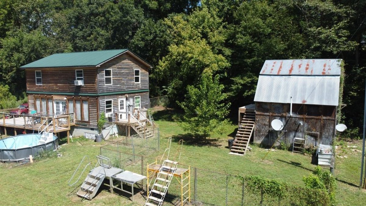 Image for Creekside Retreat on 5.99 beautiful acres along Hassell Creek in Hickman County - 1,000 feet of Creek Frontage - only $249,900