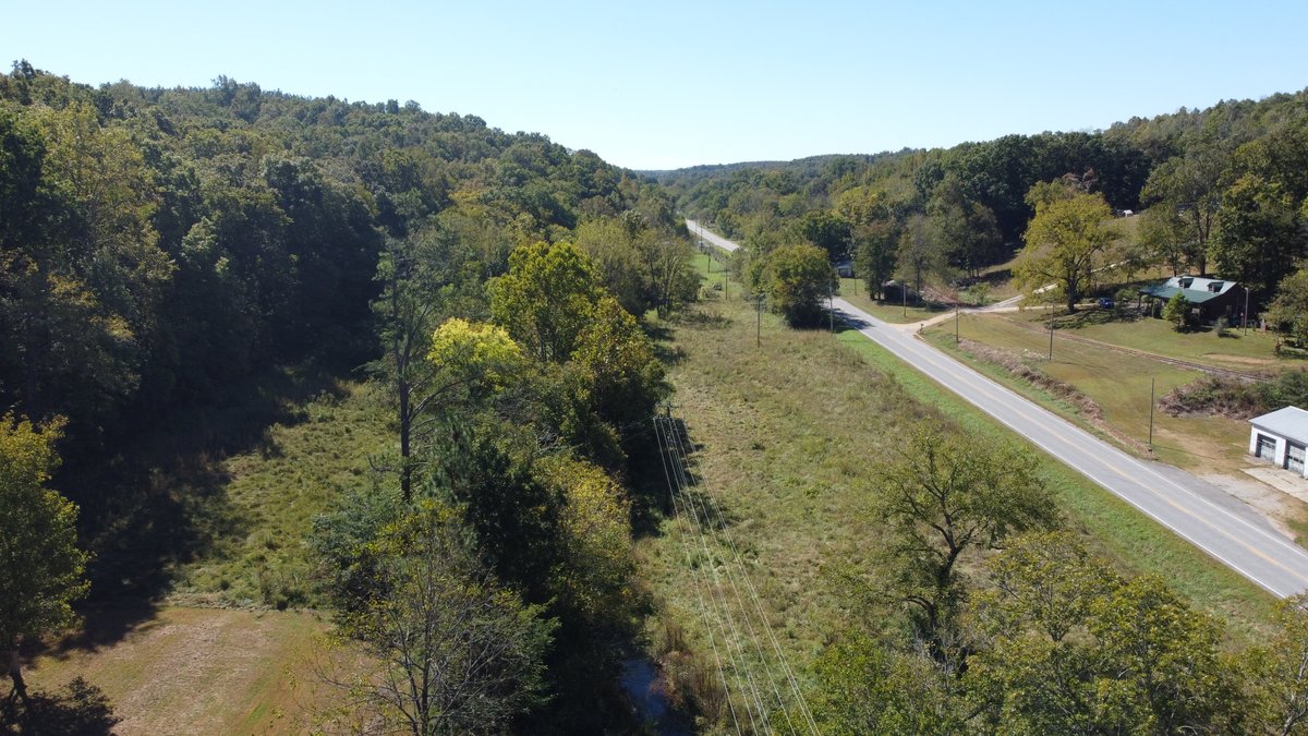 Image for Court-Ordered Estate Auction - Hwy 100: 6 acres & House - 