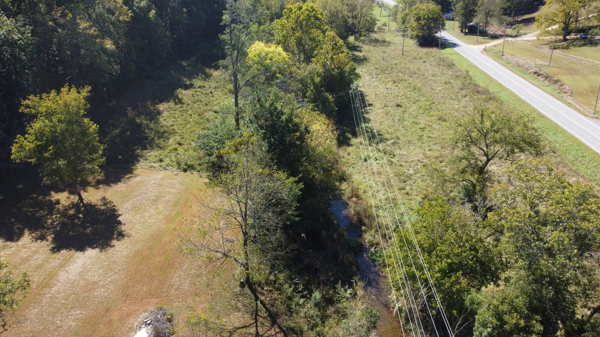 Image for Court-Ordered Estate Auction - Hwy 100: 6 acres & House - 