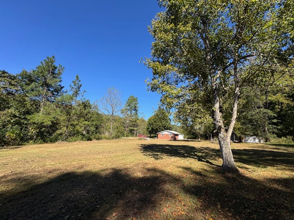 Image for Court-Ordered Estate Auction - Hwy 100: 6 acres & House - 