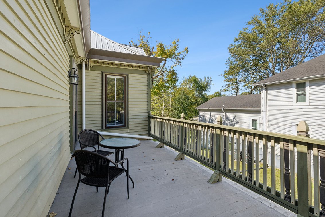 Image for Exquisite Victorian Home in Downtown Centerville