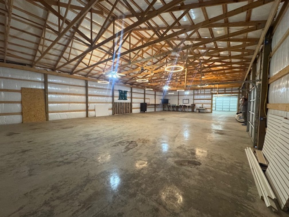 Image for Large Open Shop - 4,000 sq ft - Ideal for Multiple Uses - Centerville