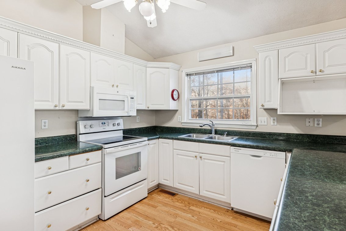 Image for Forrest Glenn Estate - Home & 5.89 acres in Fairview