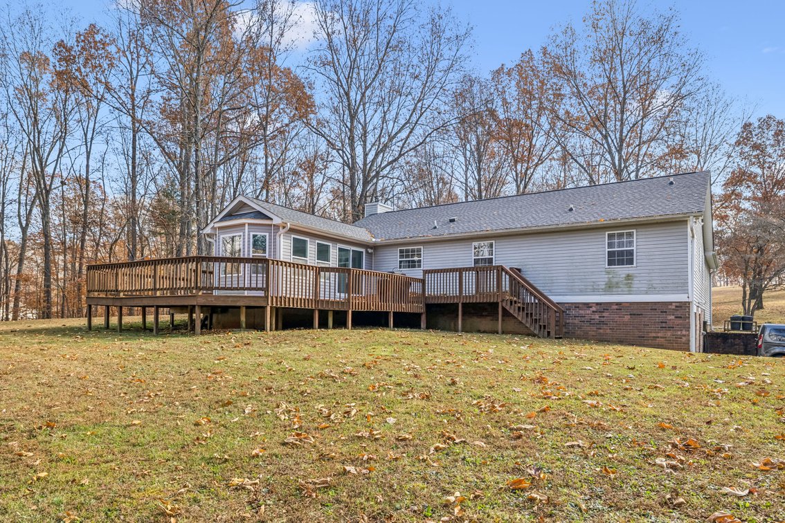 Image for Forrest Glenn Estate - Home & 5.89 acres in Fairview