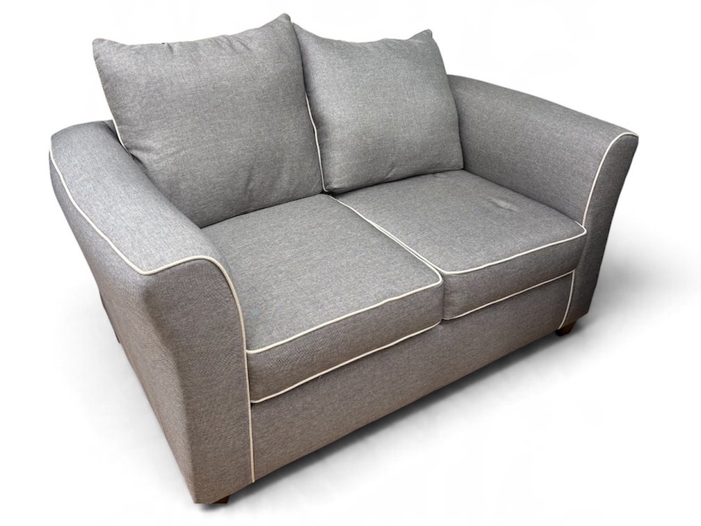 Grey Loveseat Couch (Z1)