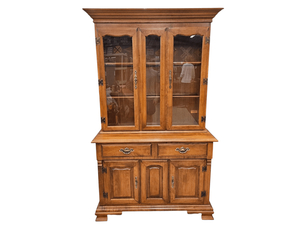 Young Republic Curio (Z2)