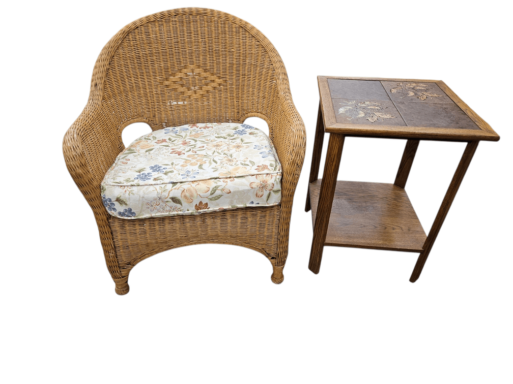 Wicker Chair and Tile Top Table (Z2)