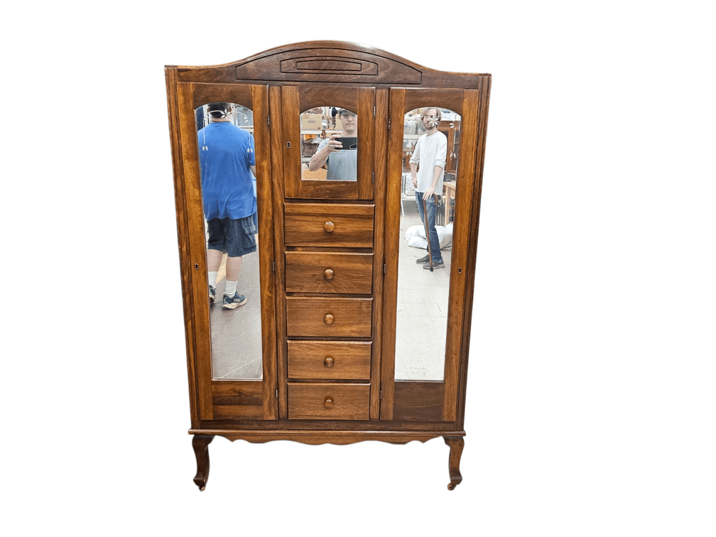 Vintage Wardrobe (Z2)
