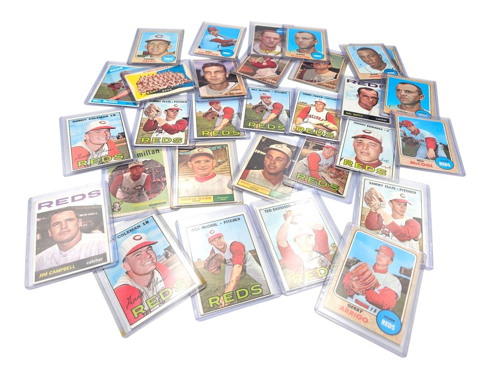 1950s-1960s Cincinnati Reds Topps Baseball Cards (V)