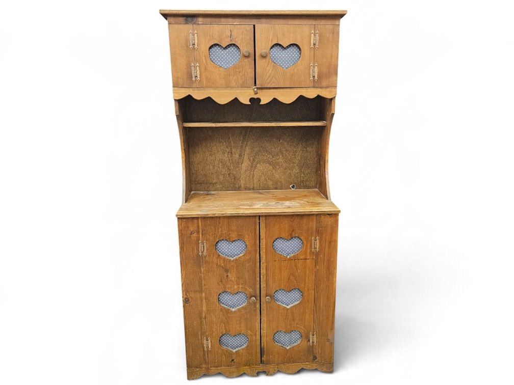 Rustic Kitchen Hutch (Z2)