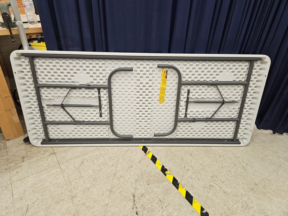 6ft Folding Table (Z2)