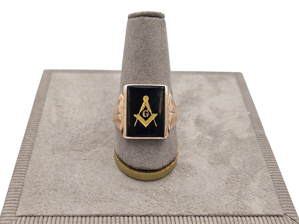 10K Yellow Gold Onyx Masonic Ring (V)