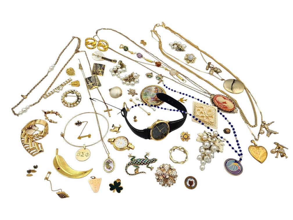 Vintage Costume Jewelry Lot - Gold/Colorful (V)