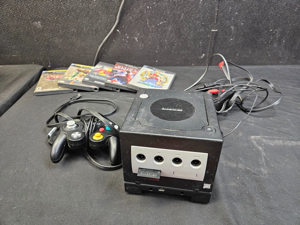 GameCube and Games (S8)