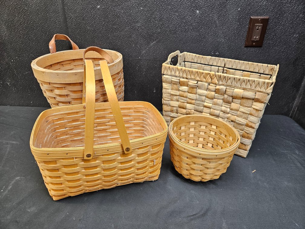 Longaberger Baskets and More (S11)