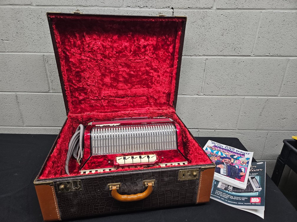Vintage LoDucaBros Milwaukee Accordian with Case and Books (S-11)
